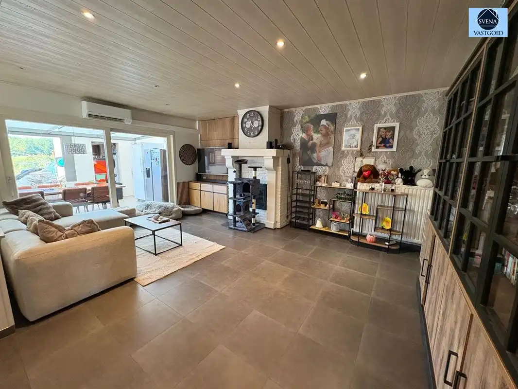 HOB MET 3 KAMERS, TUIN EN GARAGE foto 3