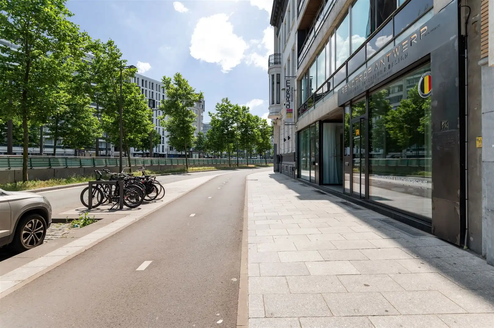 Luxueuze winkelruimte of kantoor vlakbij Rooseveltplaats, Centraal Station en Antwerpse Meir. foto 17