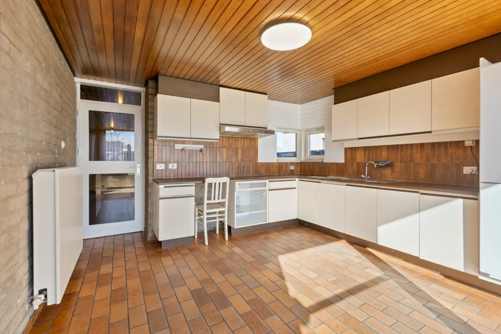 Instapklare woning met 3 SLPKS en leuke tuin in Mol - Ginderbuiten !  foto 8