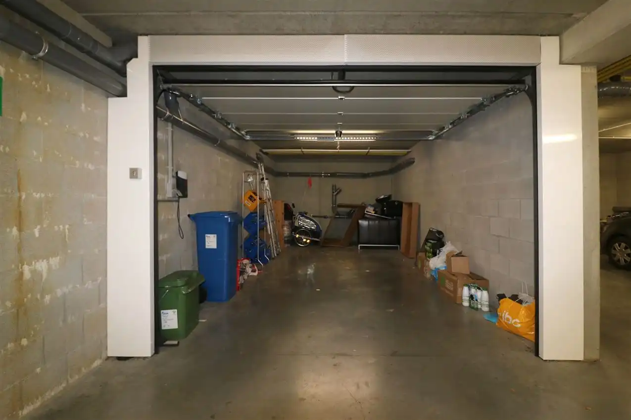 Appartement met 2 slaapkamers, mooi terras, inclusief garage  foto 17