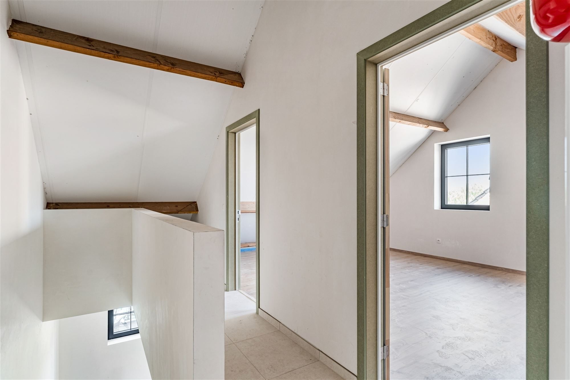 Afgewerkte BEN-woning op zeer rustige locatie te Molenbeersel foto 16