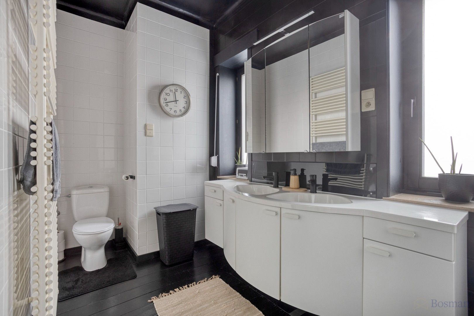 Gerenoveerde gezinswoning te koop in Tessenderlo centrum foto 15