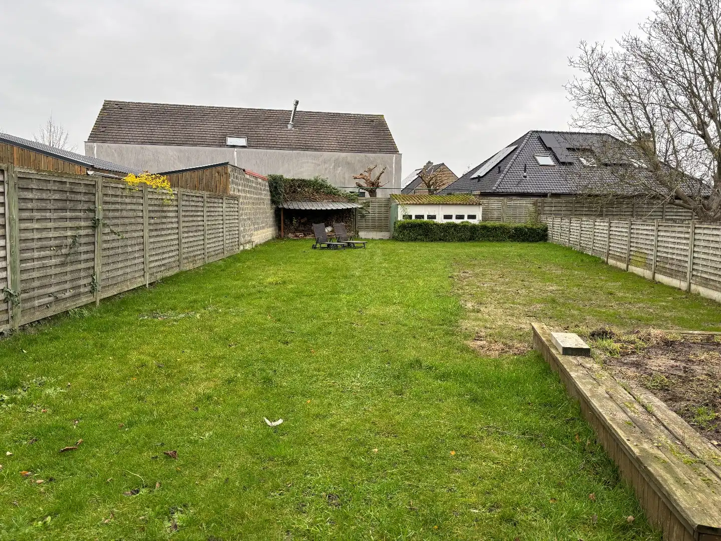 Mooi gerenoveerde woning met 3 slaapkamers, grote garage en tuin! foto 18