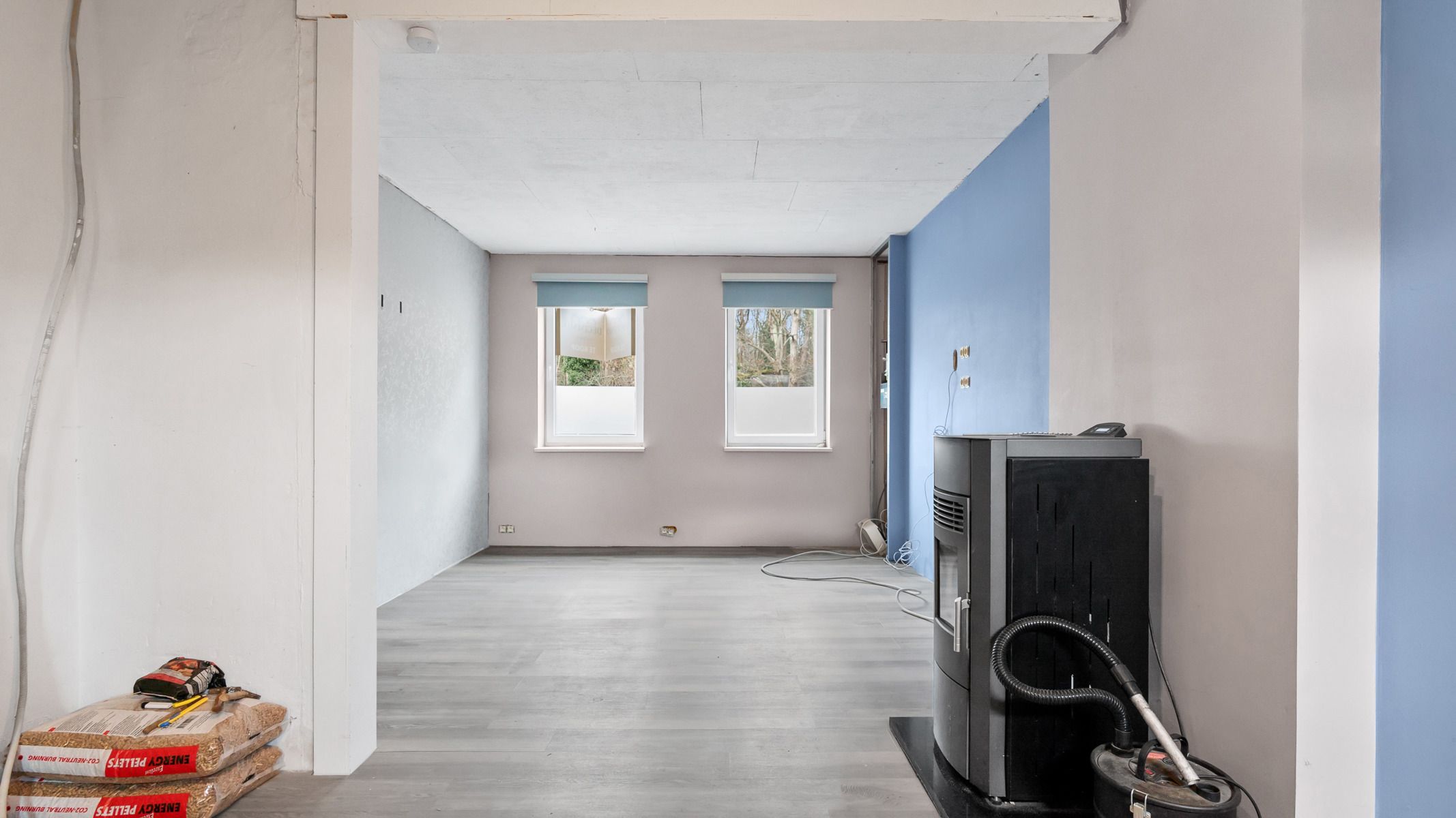 Deels te renoveren starterswoning met diepe tuin in groene, rustige omgeving foto 7