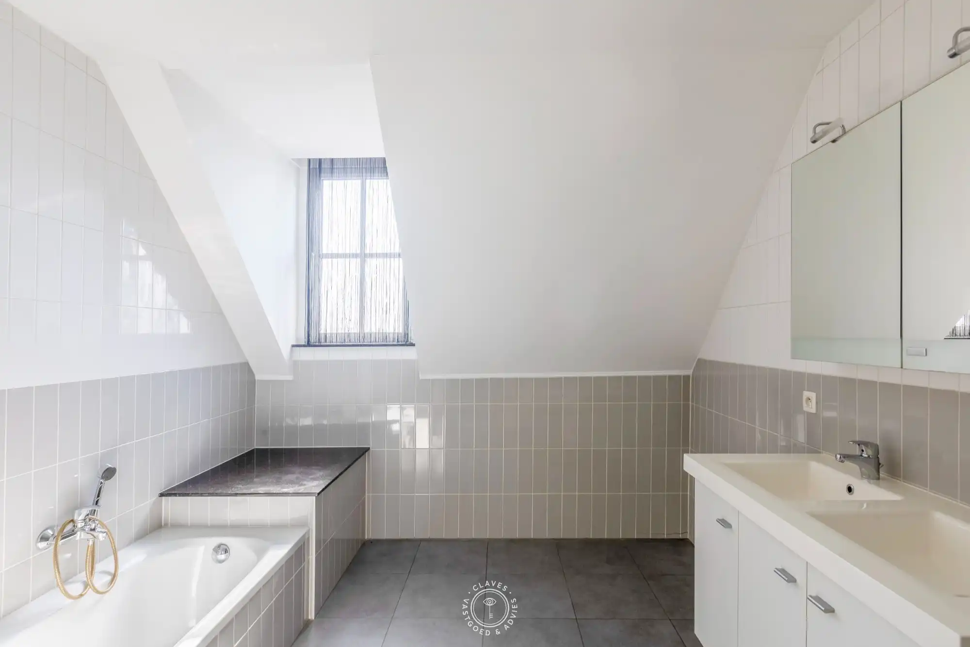 Indrukwekkend duplexappartement met prachtige terrassen foto 19