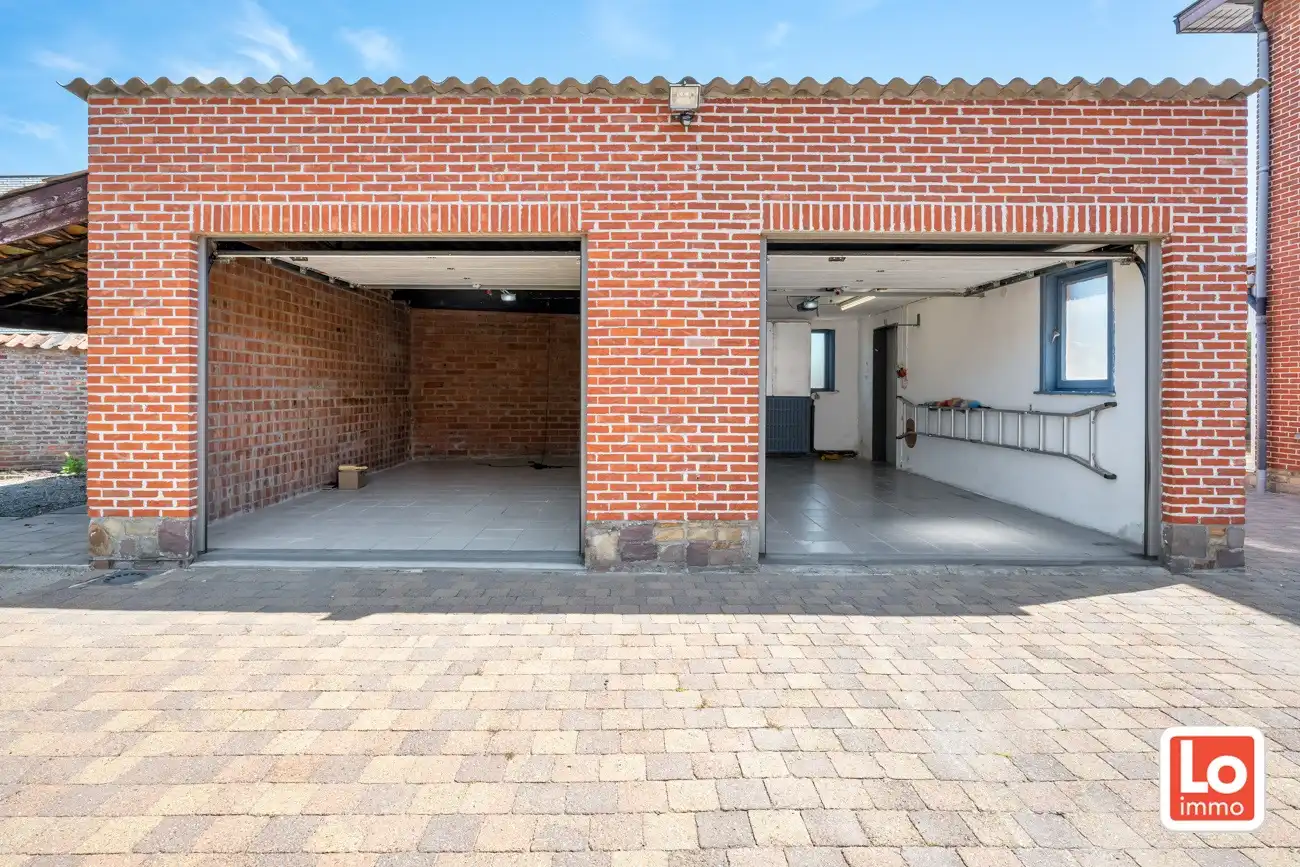 Verder te renoveren halfopen woning en afzonderlijke dubbele garage en stadstuin op een gemakkelijk bereikbare locatie in Hamme! foto 19