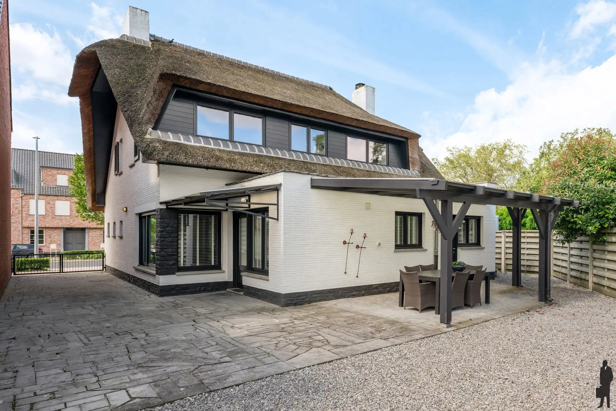 NIEUWE VOORWAARDEN! Tijdloze, vrijstaande woning met 4 slpk. gelegen in het centrum van Wortel - Hoogstraten. foto 34