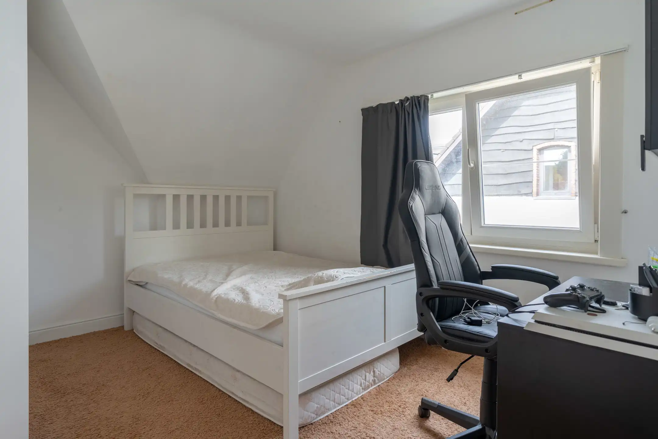 Zeer gunstig gelegen woning met 3/4 slaapkamers op 640 m² foto 27