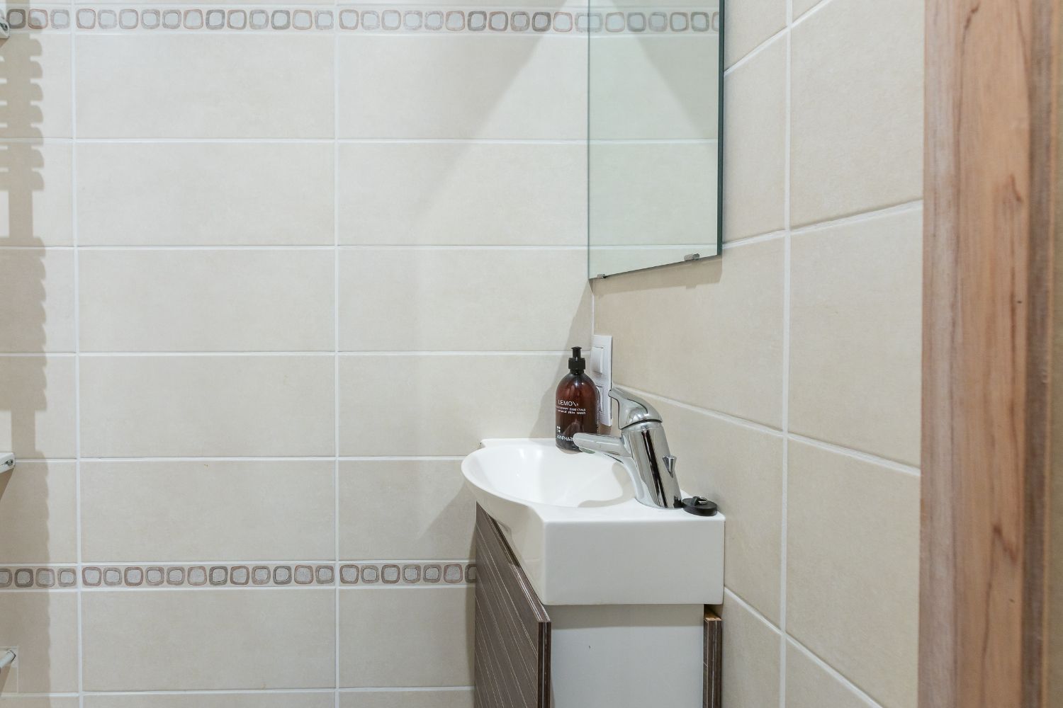 Ruime te renoveren woning met zonnige tuin en tal van mogelijkheden. foto 14