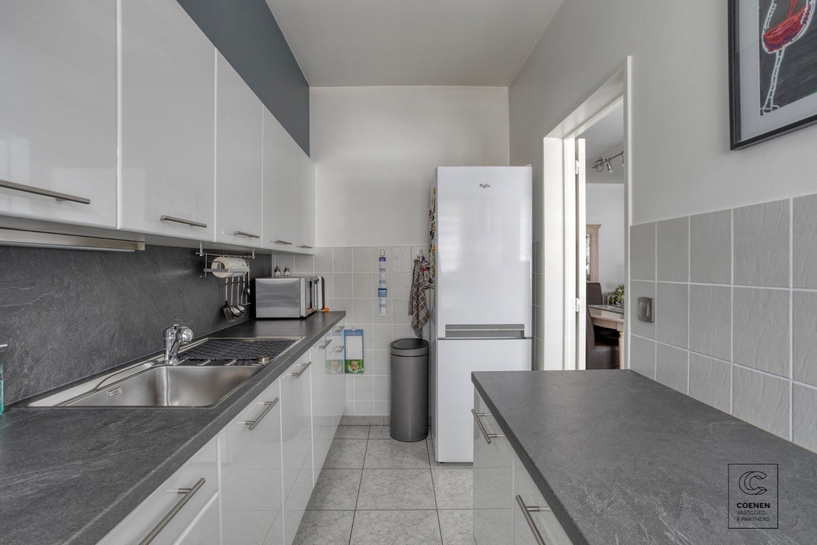 Instapklaar gelijkvloers appartement van 90m² met tuin en garage nabij het centrum van Schoten! foto 8