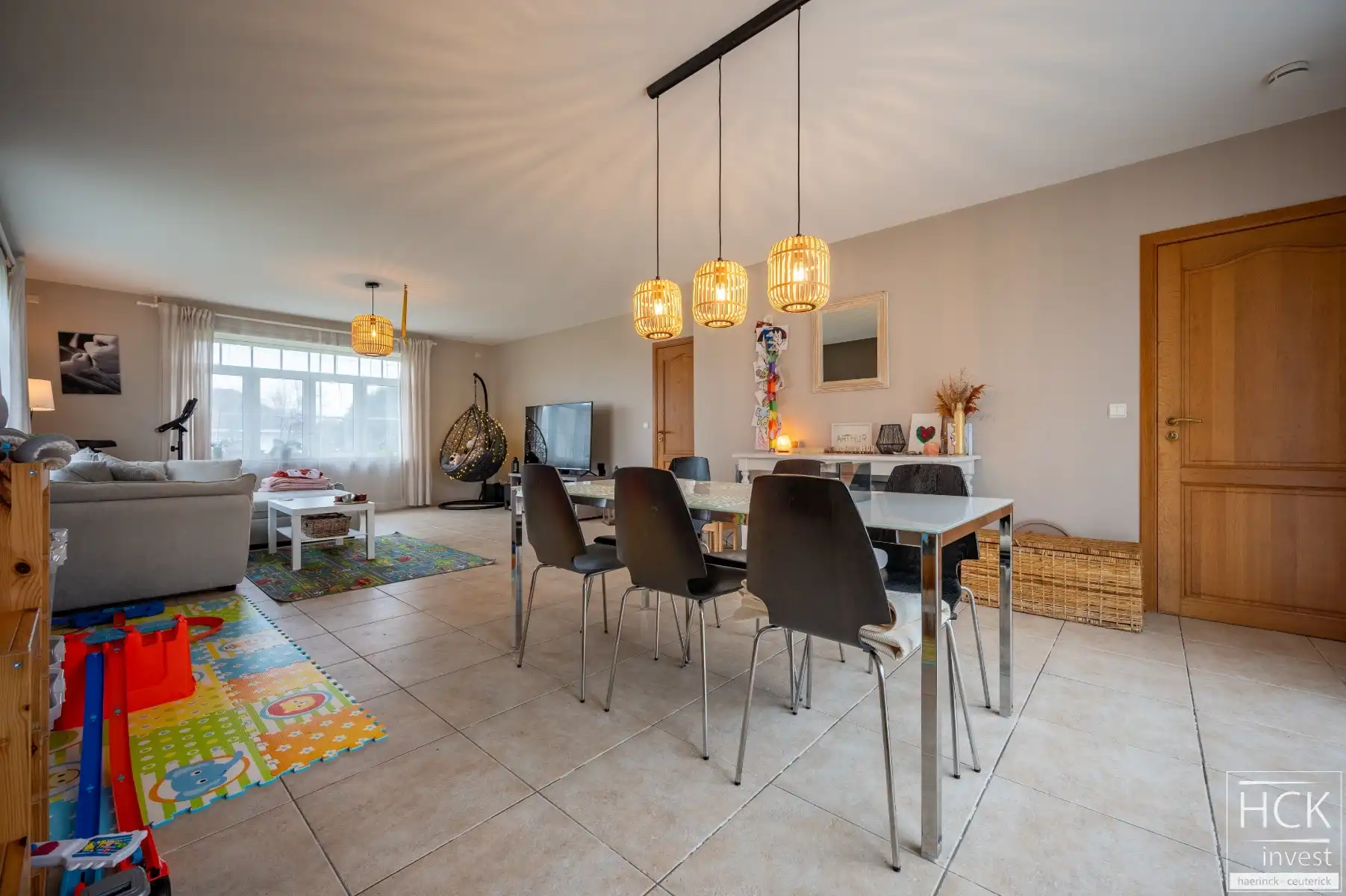 KRUISHOUTEM - Zeer ruime woning met 5 slpk, vlakbij centrum! foto 5
