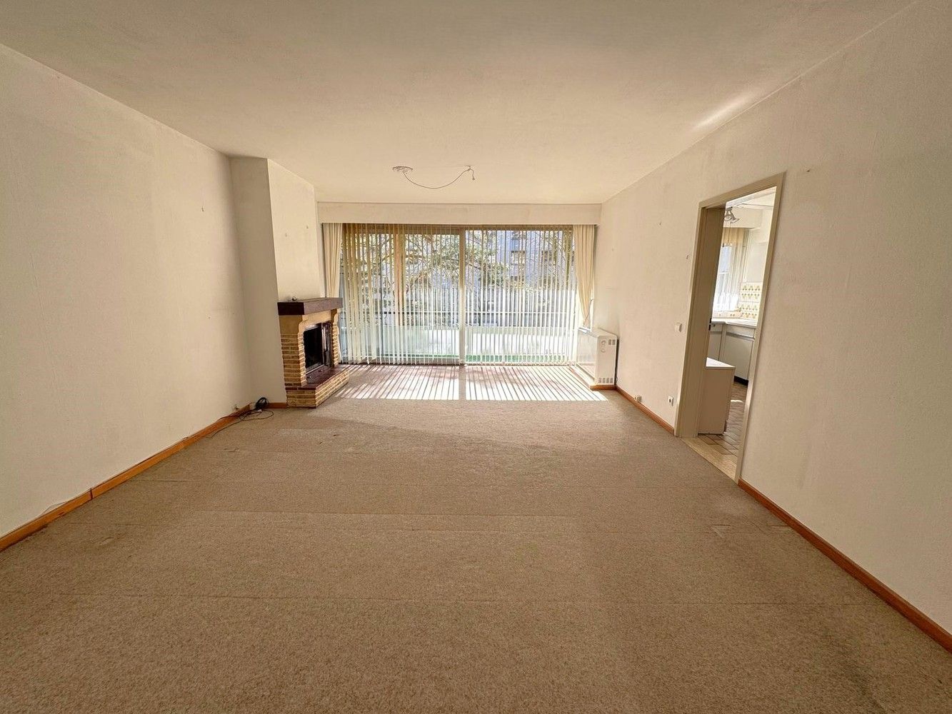 Rustig gelegen en ruim appartement met zonnig terras en garage foto 2