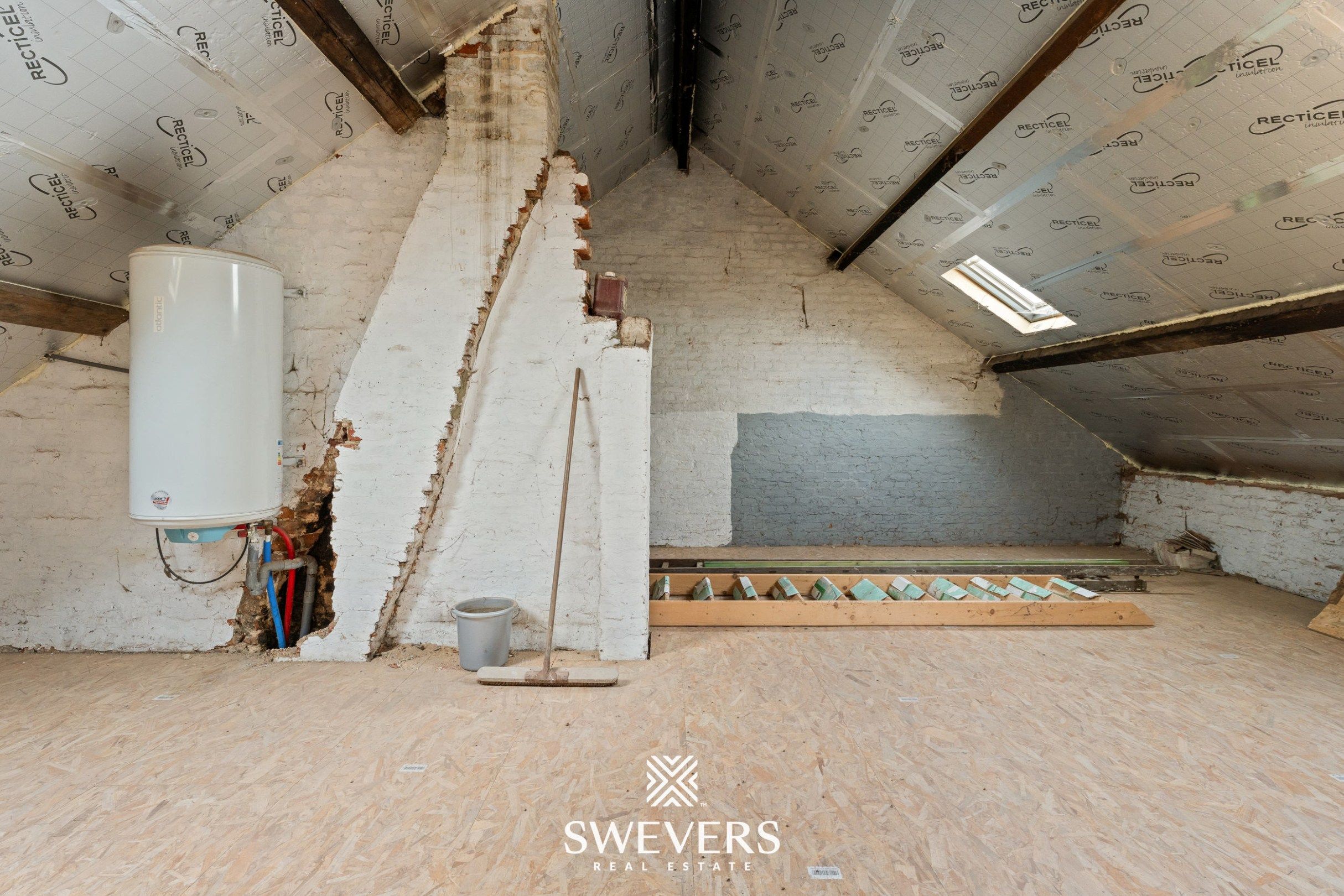 Gezellige woning met moderne keuken op groot perceel in Gingelom foto 21