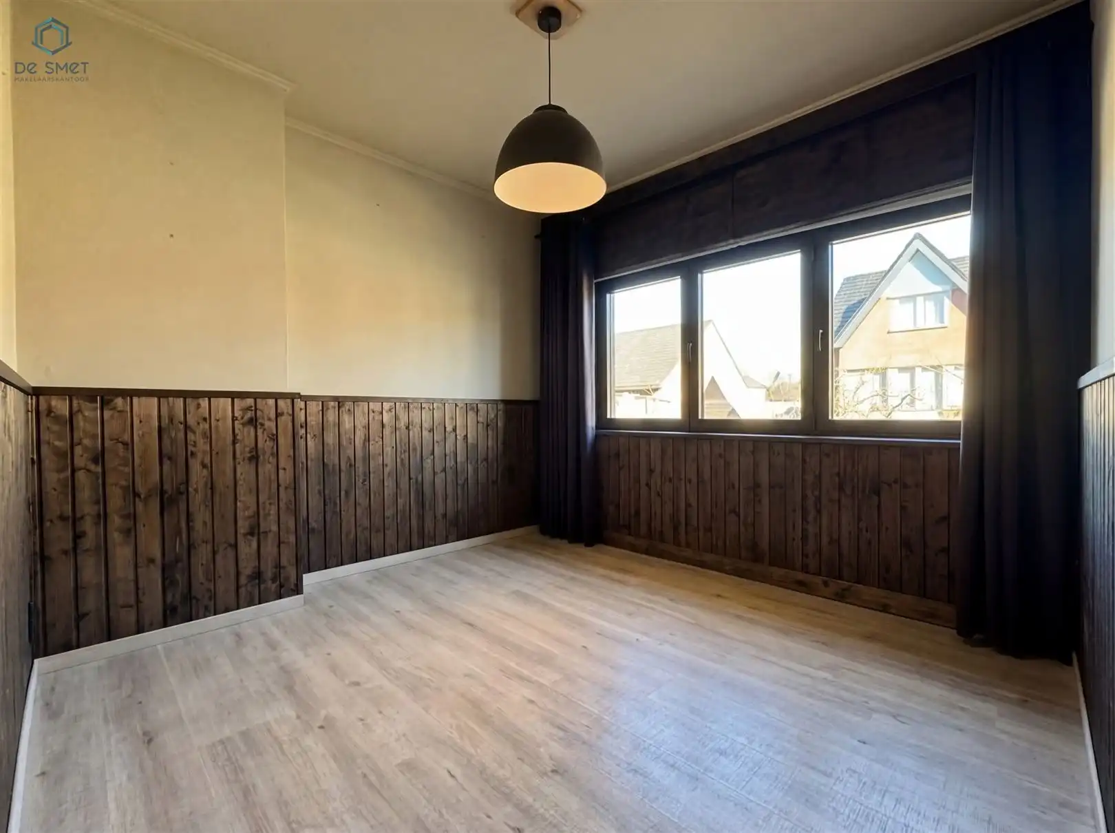 Instapklare woning met 3 slaapkamers, tuin en garage nabij centrum Zottegem foto 8