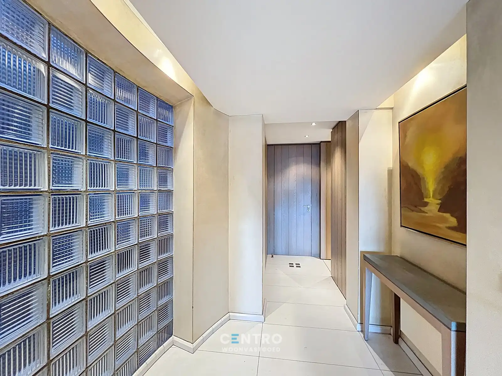 Appartement op AAA-locatie: ruim (127m²), ZONNIG doorloopappartement op de Grote markt (o.a. 2 slpk, dressing, 2 badk, 2 terrassen). foto 4