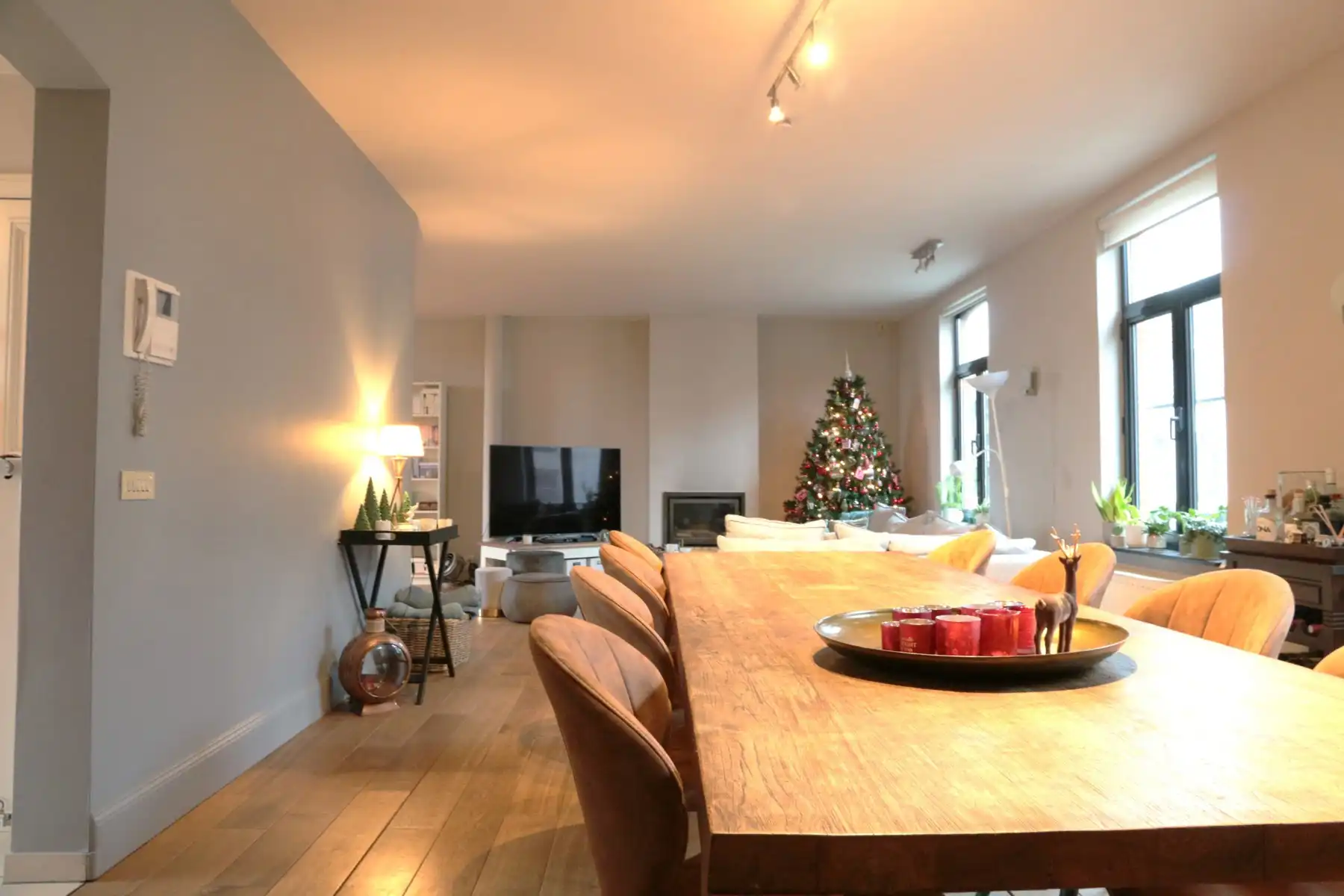 Centraal gelegen bel-etagewoning in het centrum van Aalter! foto 2