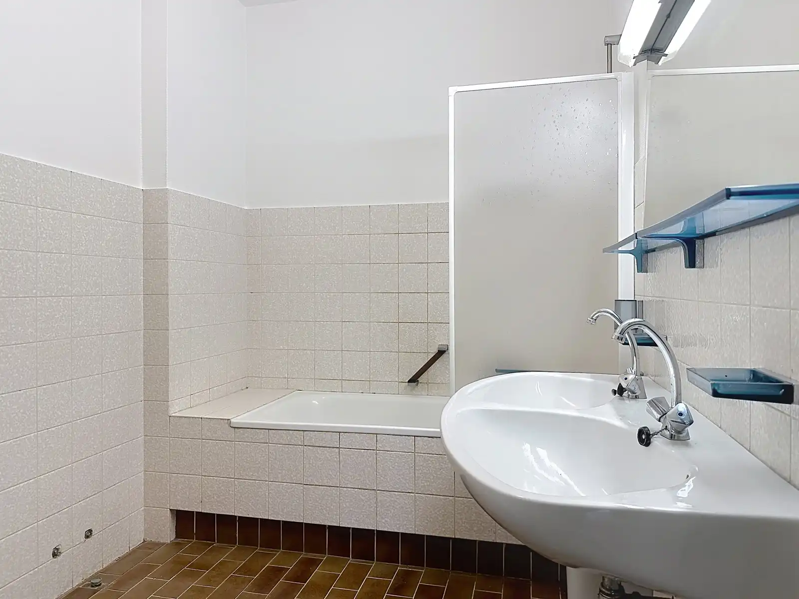 Rustig gelegen appartement met twee slaapkamers foto 18