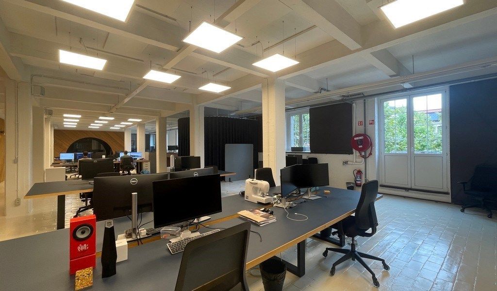 Kantoren te huur in gerenoveerd pakhuis La Cloche in Antwerpen foto 13