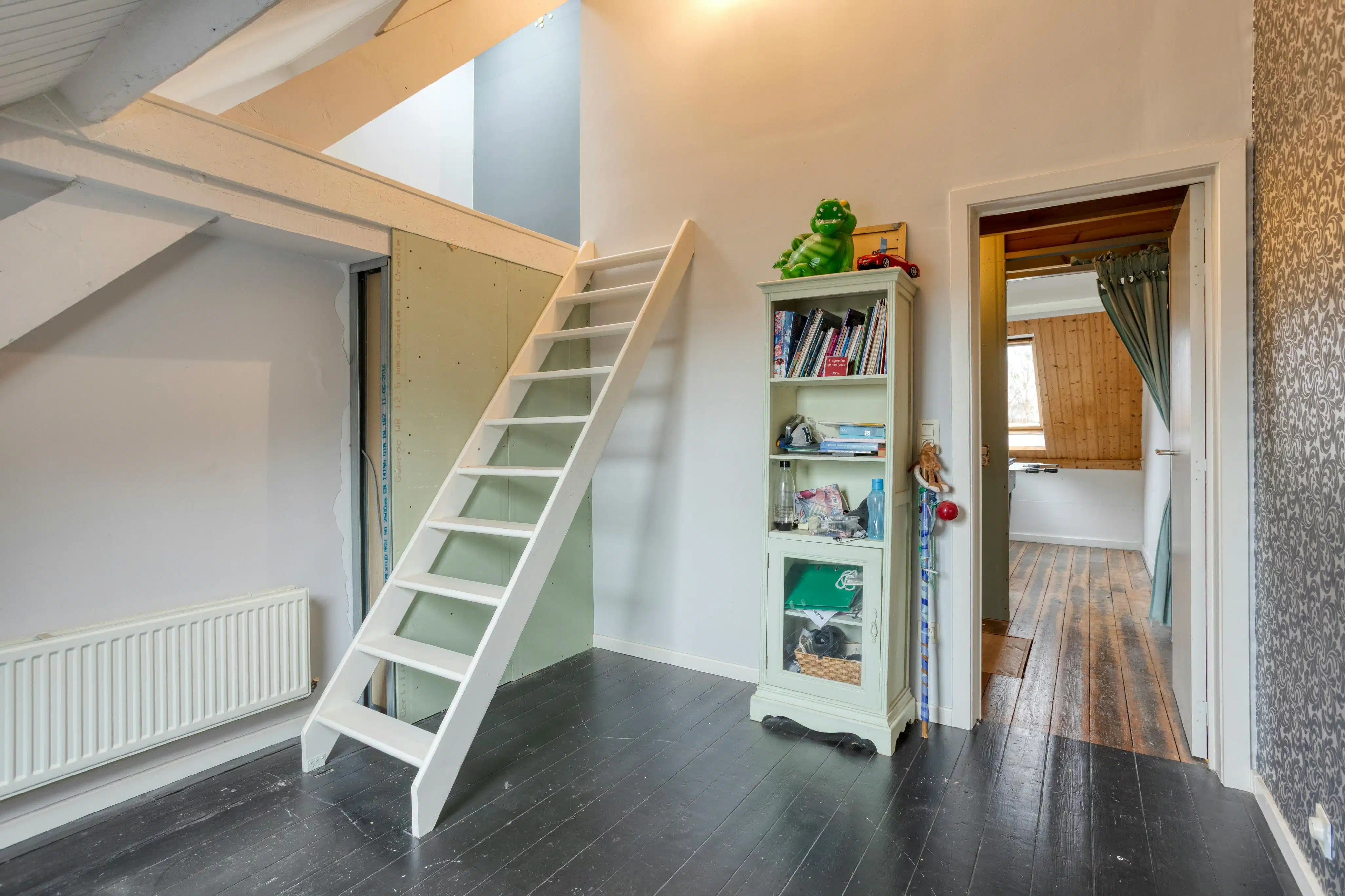 Karaktervolle woning met 6 slaapkamers te koop in Kontich foto 40