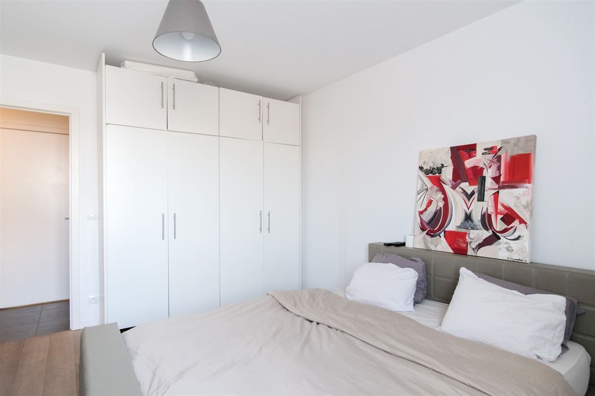 Ruim en modern appartement in het groene Wijnegem foto 14