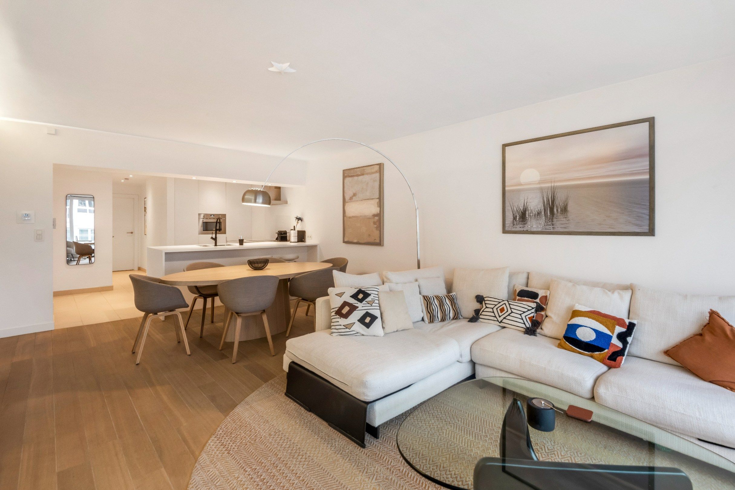 Aangenaam, zuidgericht appartement op de Dumortierlaan.  foto 3