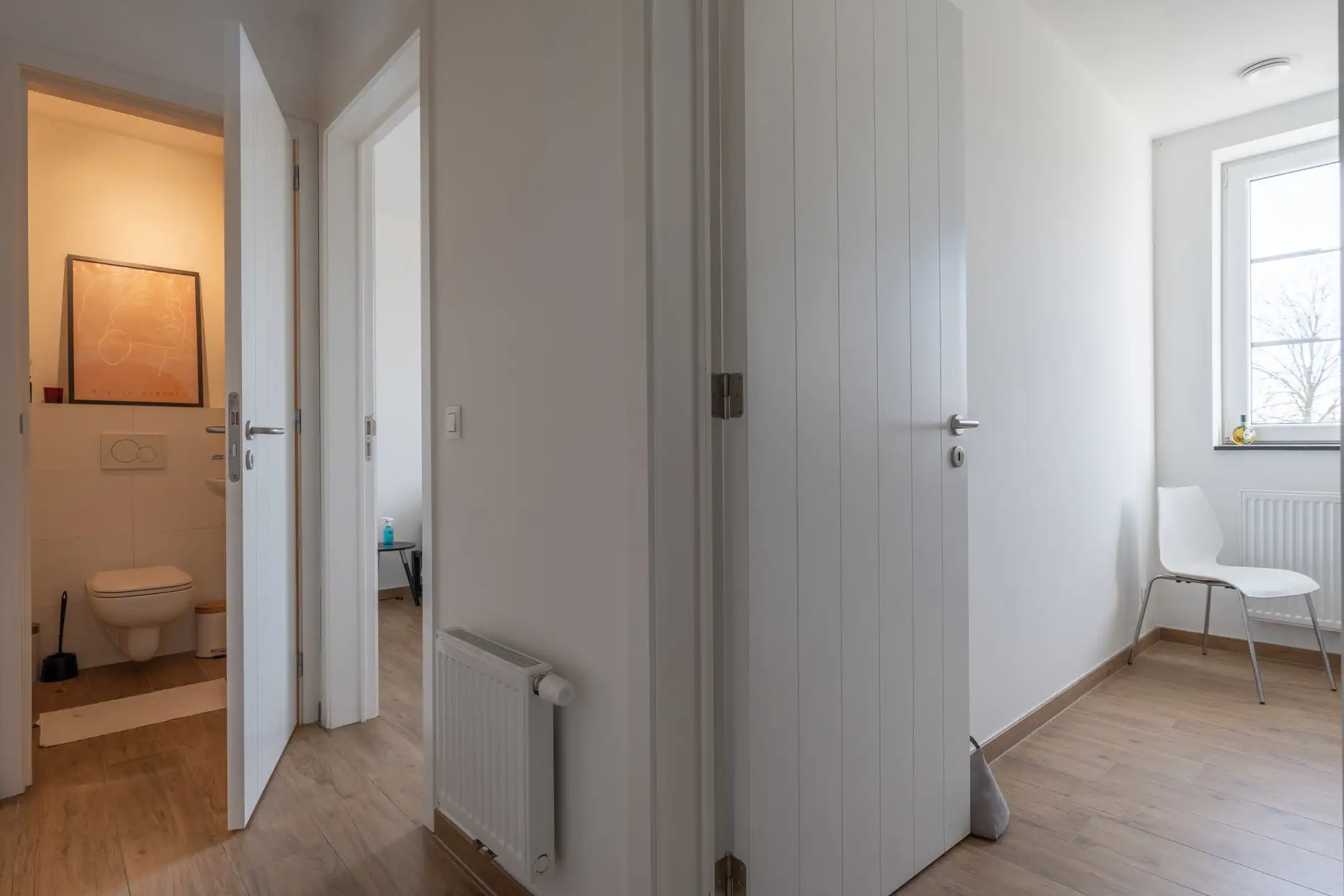 Modern 2-slaapkamer appartement met terras en staanplaats. foto 14