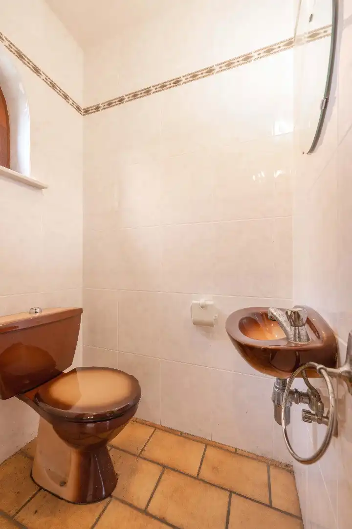 ALLEENSTAANDE WONING OP 586 m² MET TUIN | 2 SLPKS | GARAGE foto 6