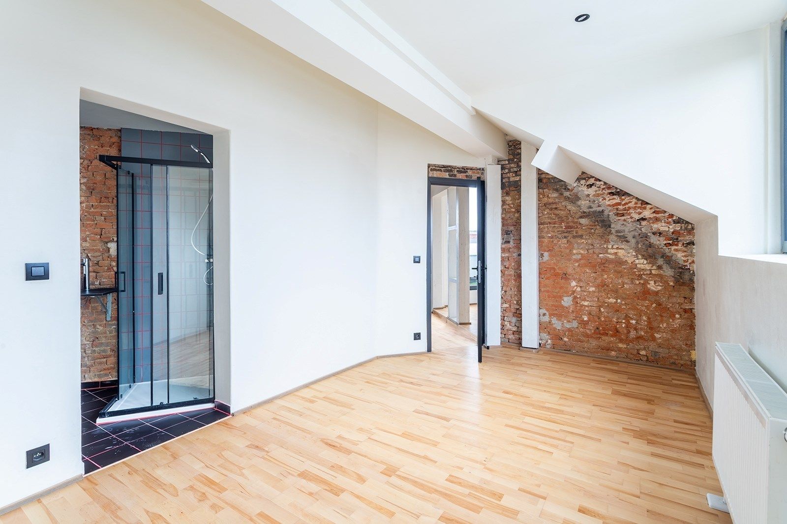 Instapklaar dakappartement op een zuchtje van Park Spoor Noord foto 19