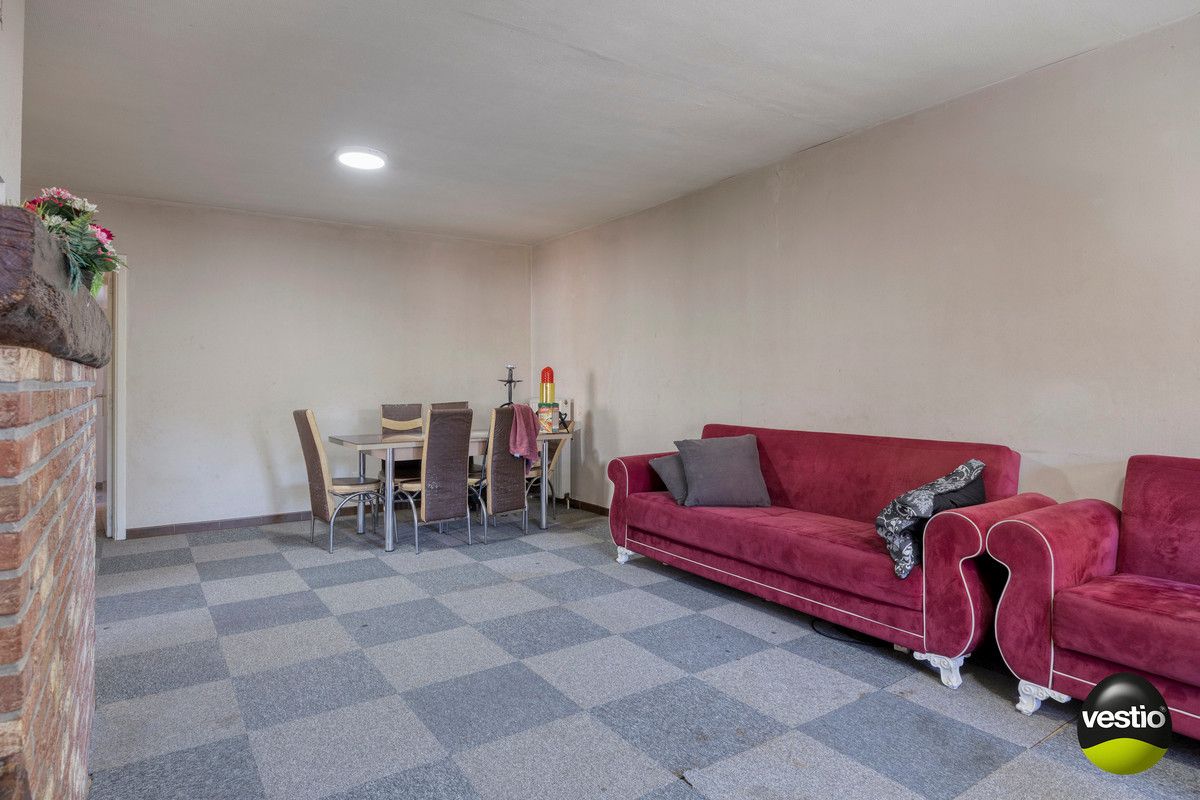 INVESTERINGSPAND MET 2 VERHUURDE APPARTEMENTEN TE RIJKHOVEN. foto 13