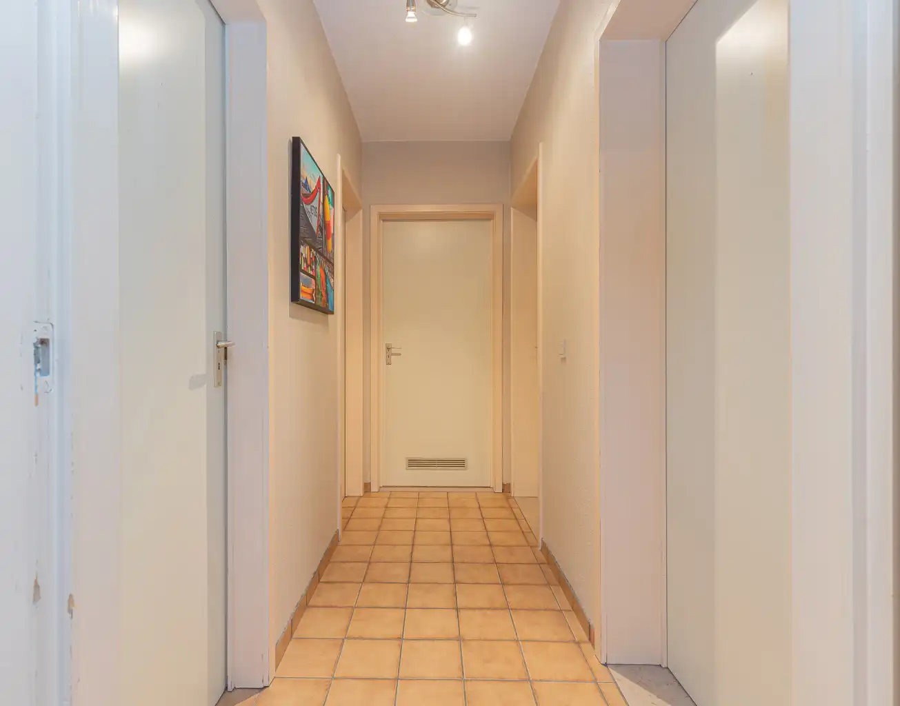 Ruim 2-slaapkamer appartement in Opwijk centrum! foto 7