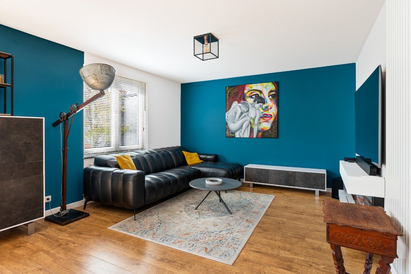 Tof app. op 1e verd. met 2 slpk., groot zuid-terras en garage foto 3