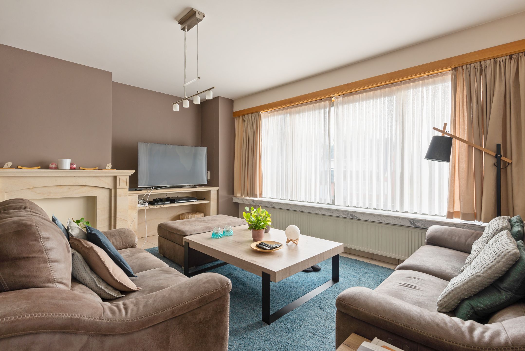 Ruim appartement met 2 slaapkamers, terras én garage in hartje Wommelgem! foto 8