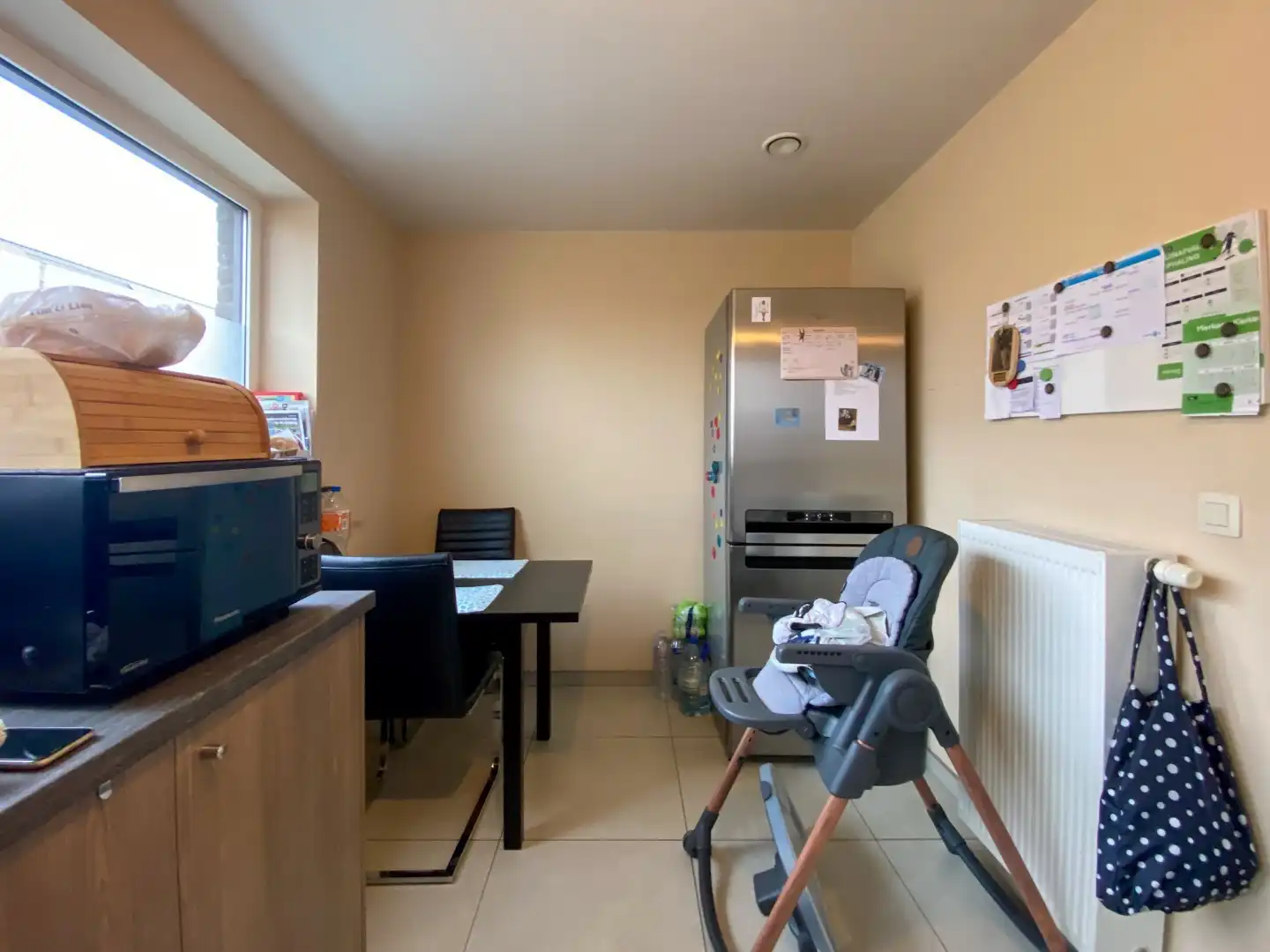 Recente woning met 3 slaapkamers, carport en tuin. foto 8