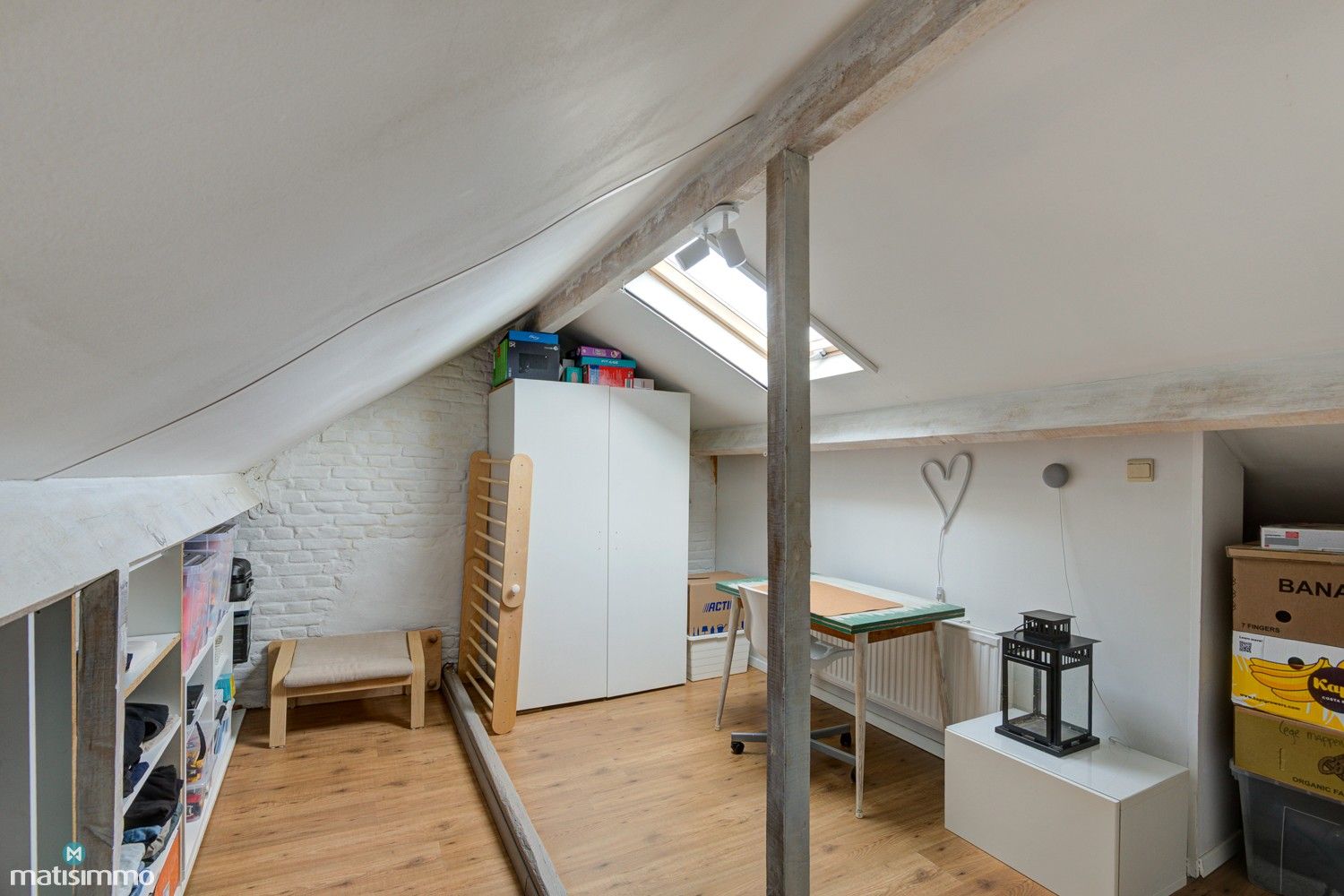 INSTAPKLARE WONING MET ZONNEPANELEN EN PRACHTIGE TUIN TE TONGEREN foto 13