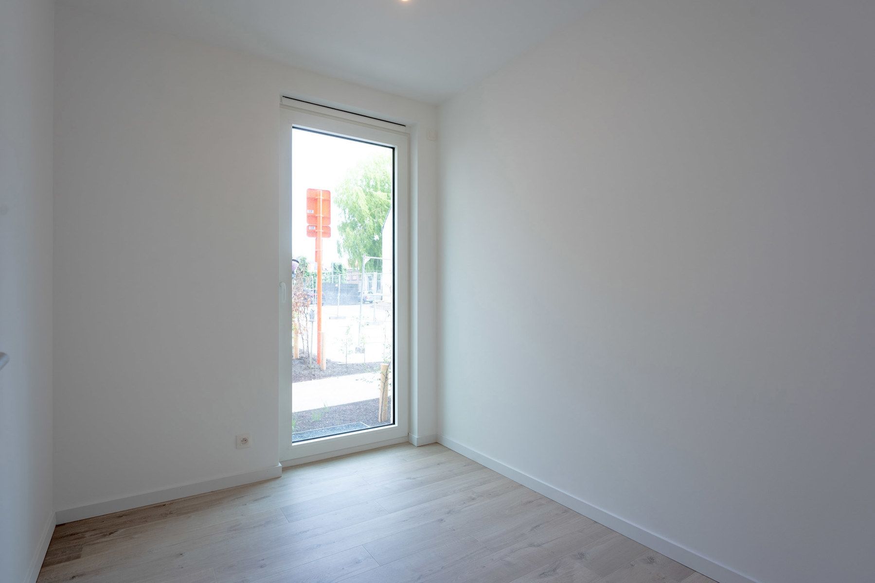 Zéér verzorgd nieuwbouwappartement met autostaanplaats en terras! foto 10