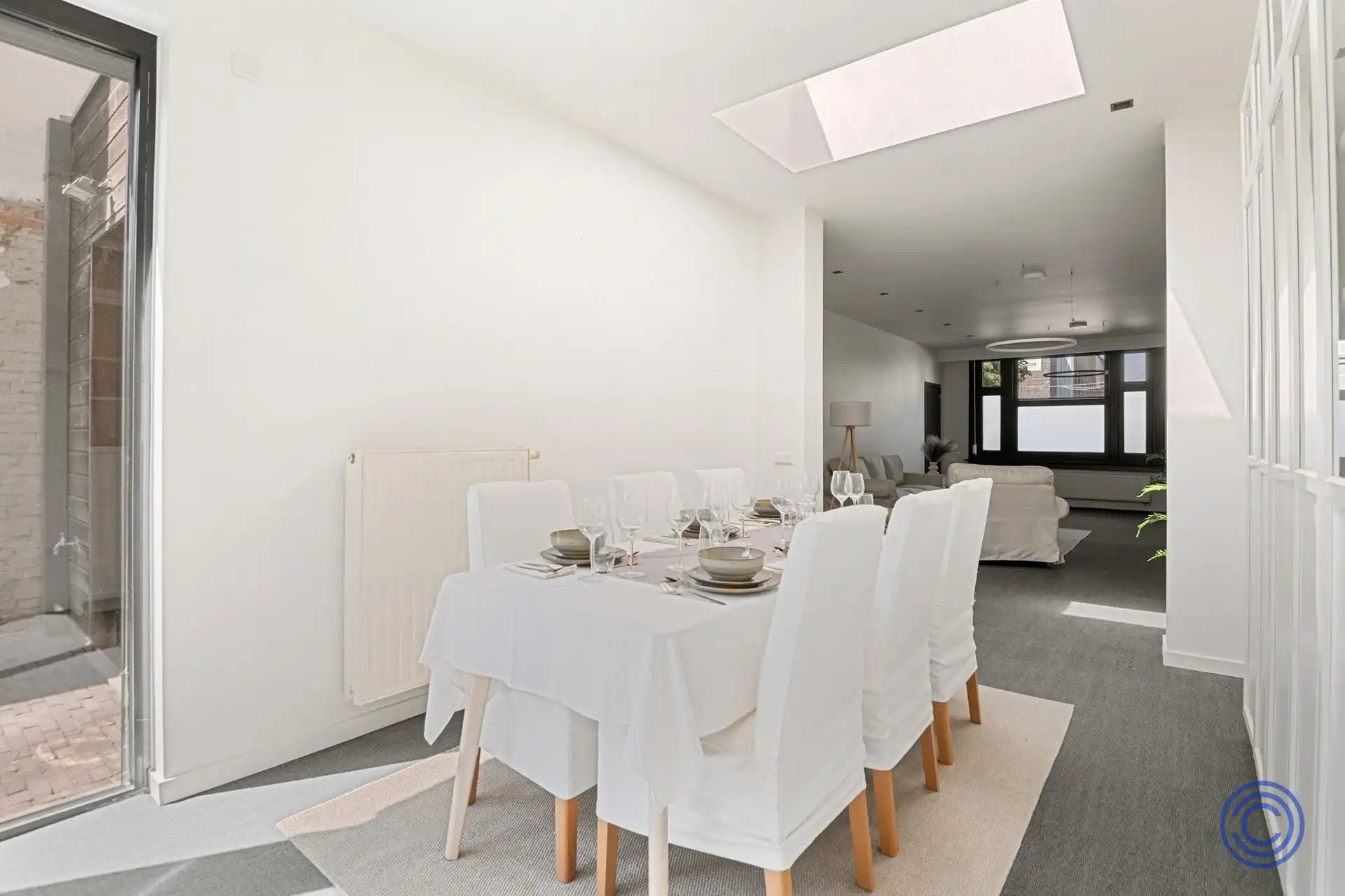 Statig herenhuis met zonnepanelen, 3 ruime slaapkamers, stadstuin en ruime oprit met laadpaal! foto 11