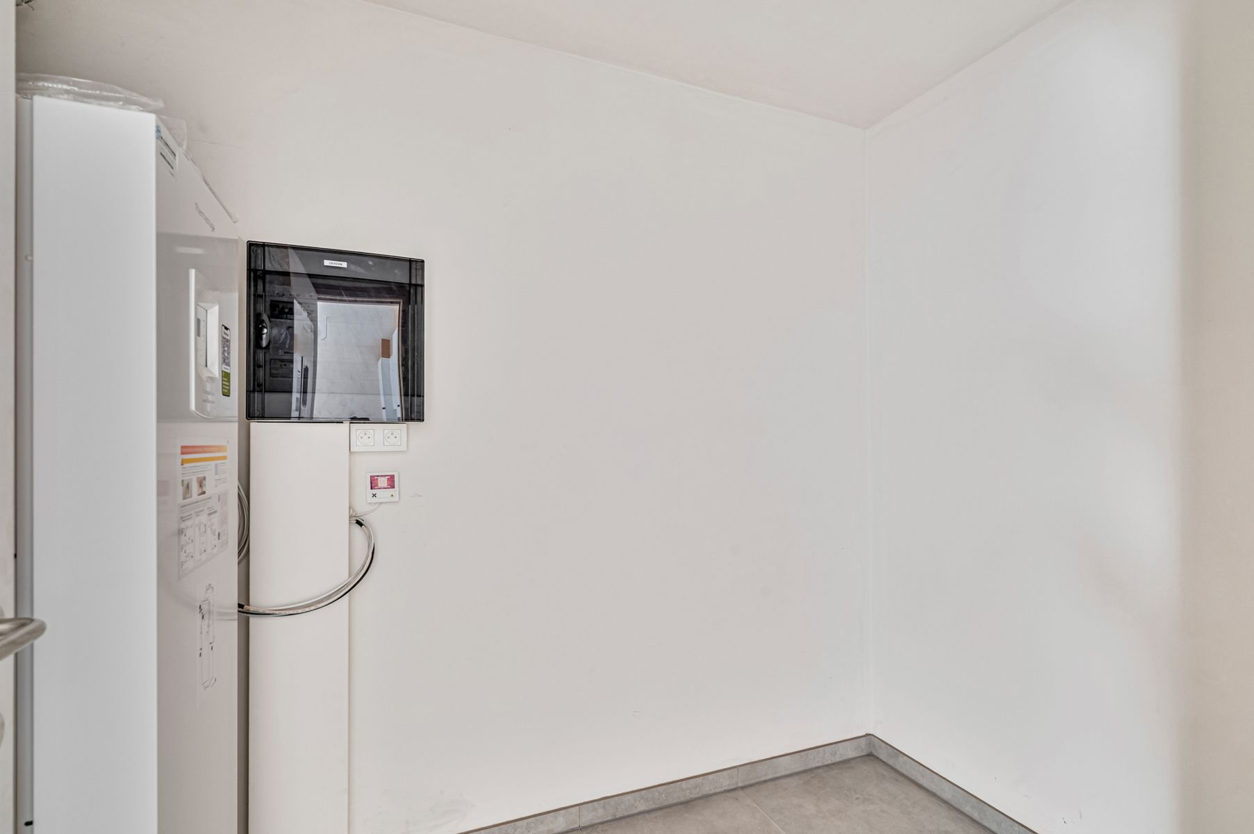 Gelijkvloers appartement met terras en tuin foto 6