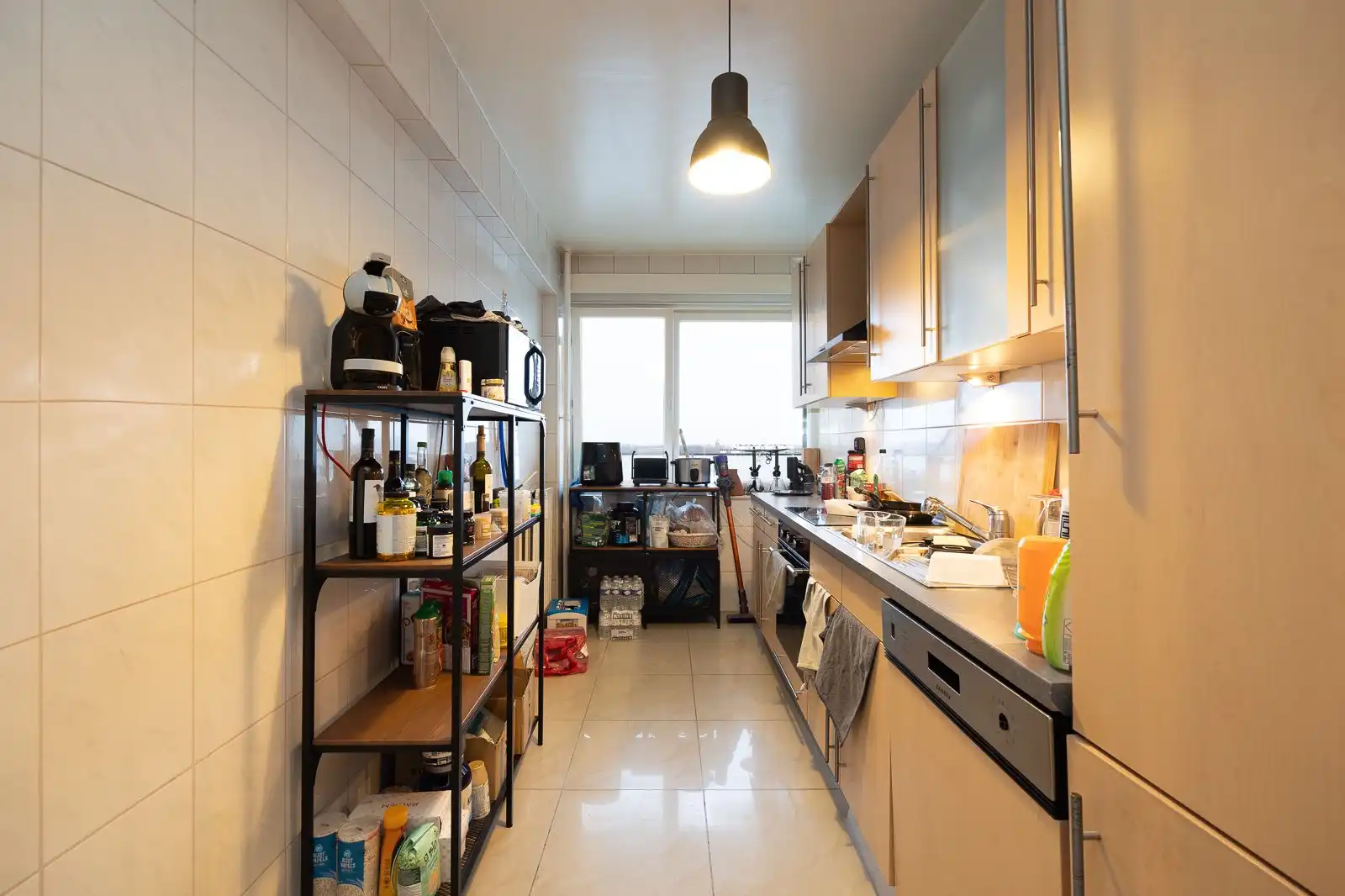 2 slaapkamer appartement op de 11e verdieping in Merksem te koop! foto 4