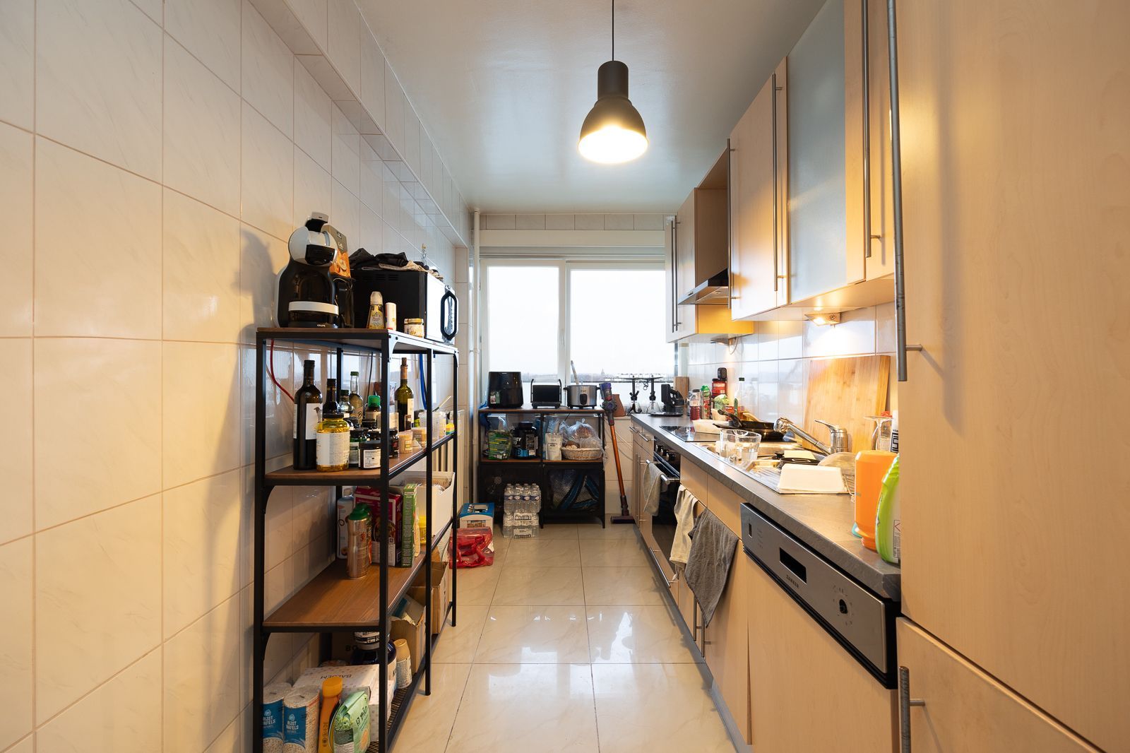 2 slaapkamer appartement op de 11e verdieping in Merksem te koop! foto 4