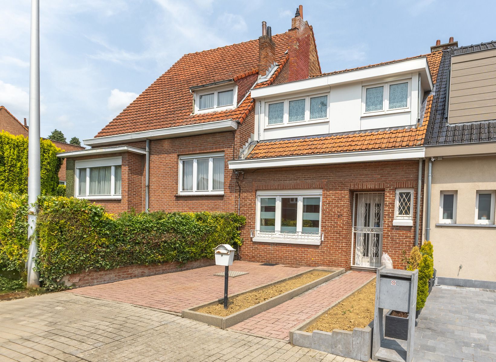 Gunstig gelegen woning met 2 slaapkamers en tuin foto {{pictureIndex}}