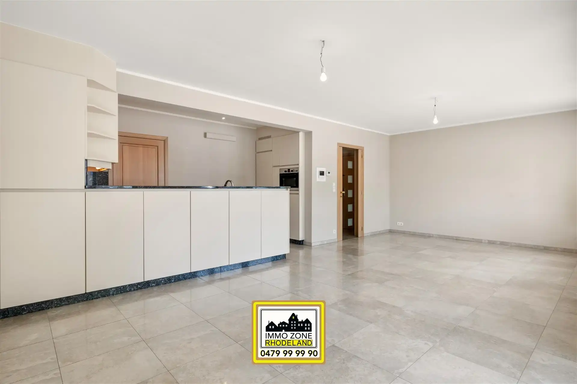 Instapklaar appartement op het mooie marktplein foto 6