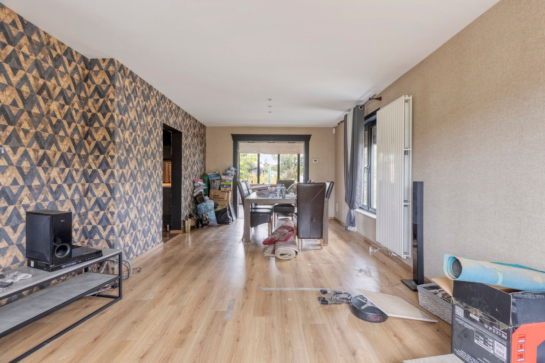 Half vrijstaande woning met 3 slaapkamers foto 4