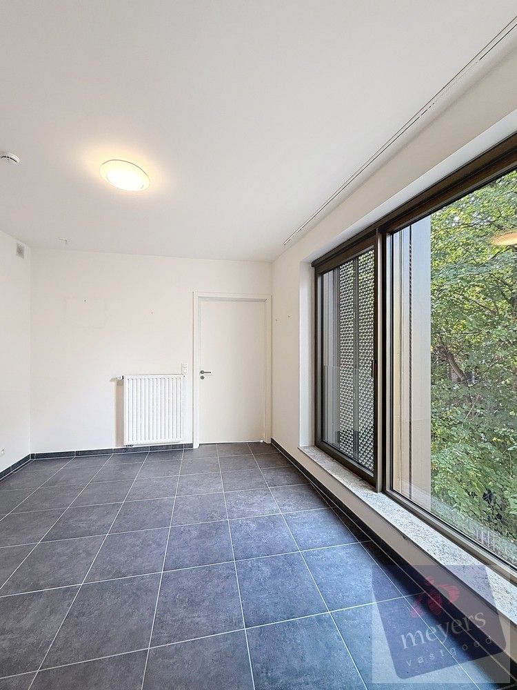 Assistentiewoning met terras en autostaanplaats in het hart van Hasselt foto 15