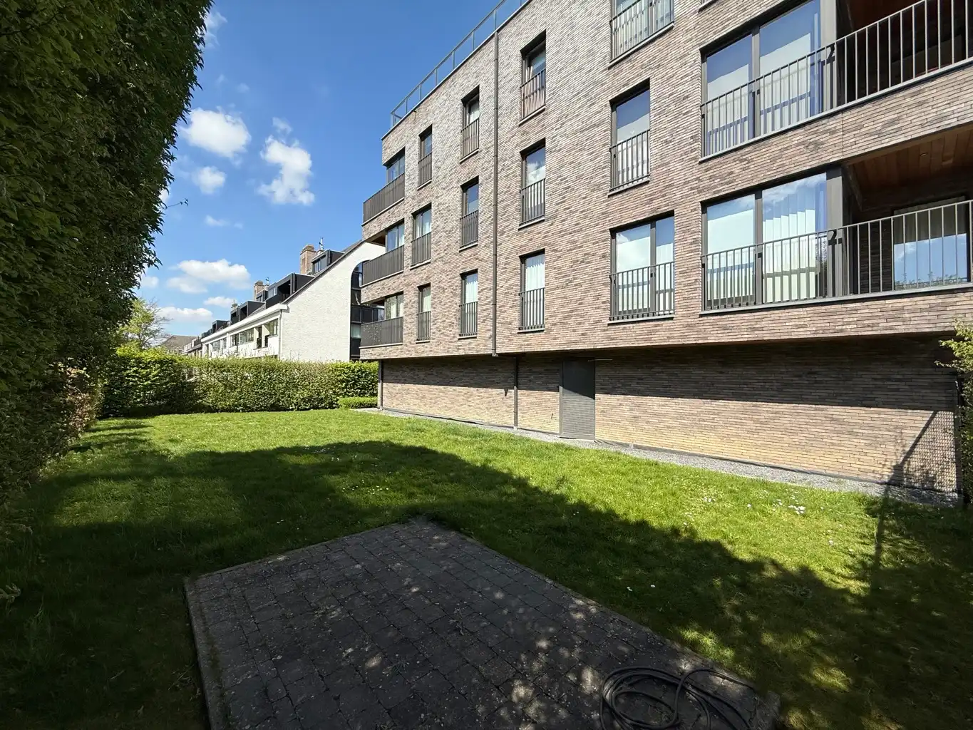 Tweeslaapkamerappartement op toplocatie met parkeerplaatsen foto 16