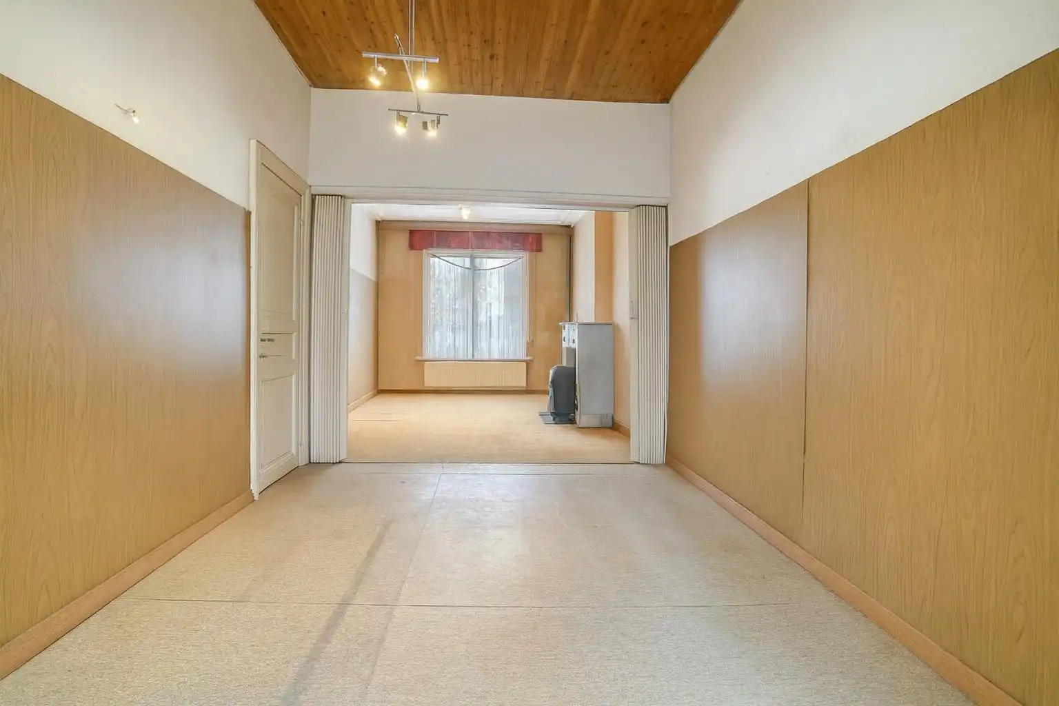 Huis met ruime zongerichte tuin te koop in centrum Knokke foto 6