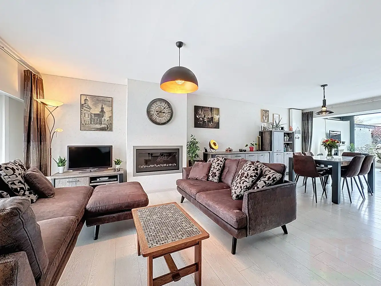 Instapklare, eigentijdse en energiezuinige bungalow met 3 slaapkamers, tuin en inpandige garage foto 3