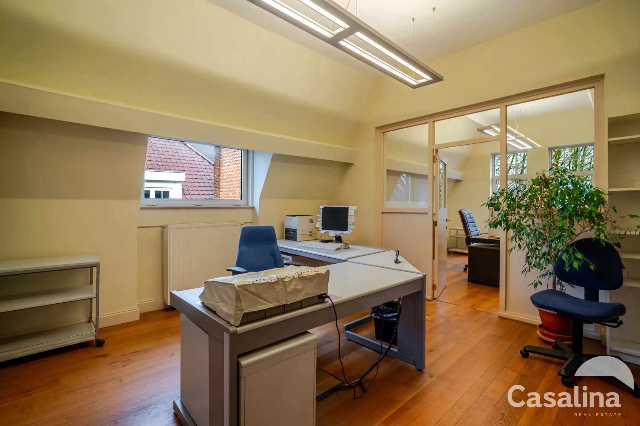 Kantoorgebouw met appartement & parkeerplaatsen  ±535m² foto 14