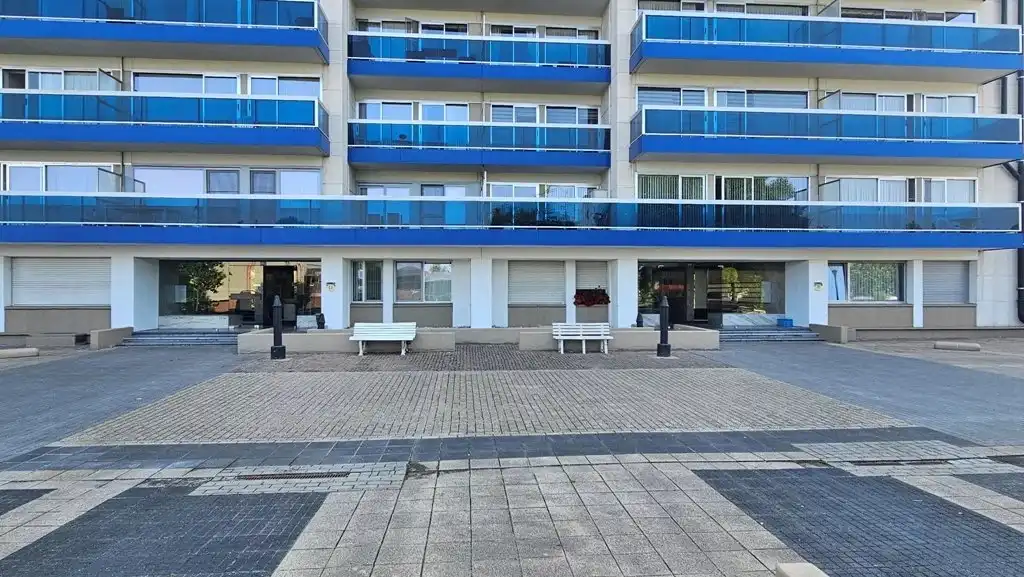 Instapklaar appartement met 2 + 1 slaapkamers. foto 20