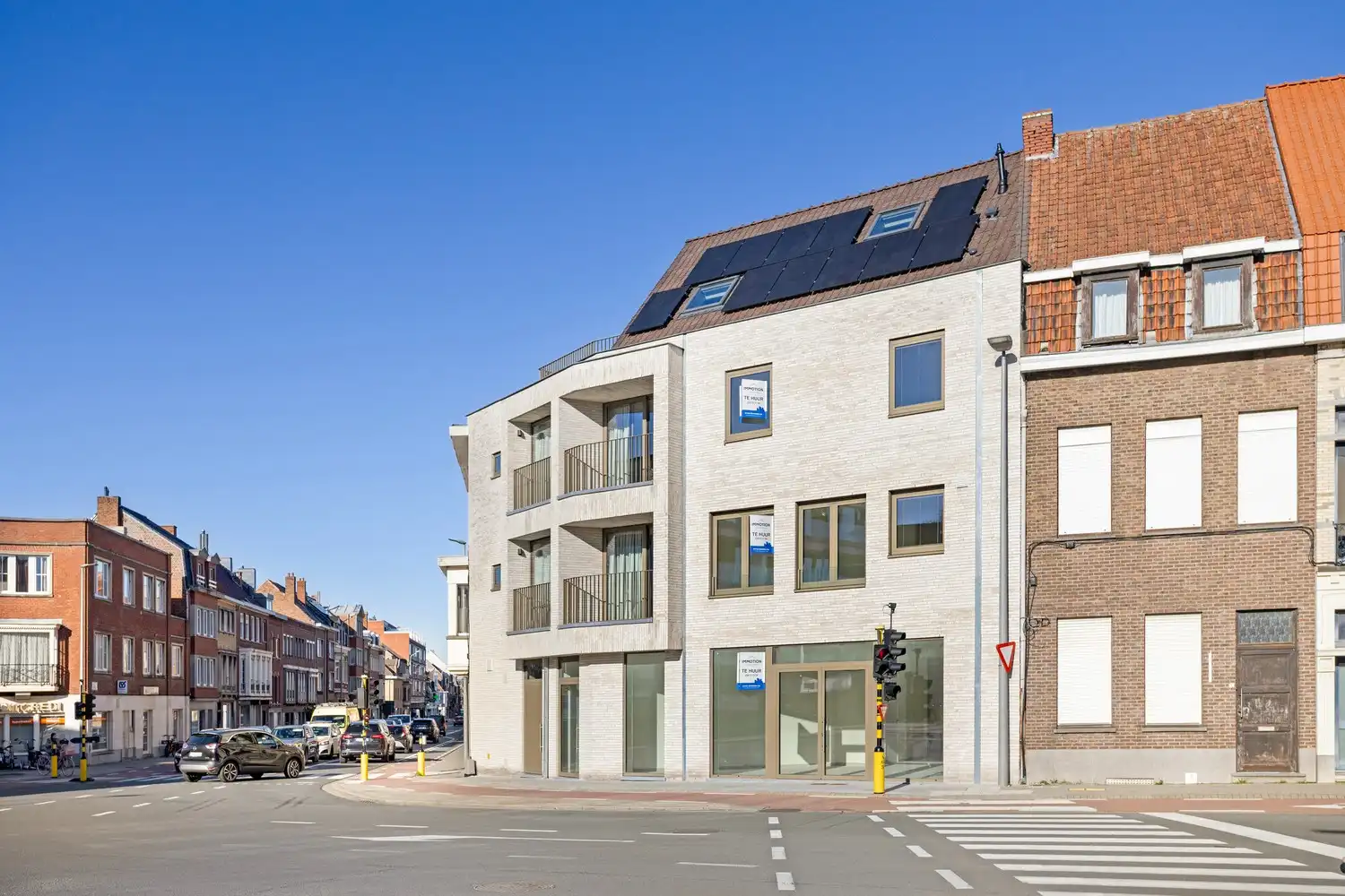 Nieuwbouw duplex appartement met terras foto 12