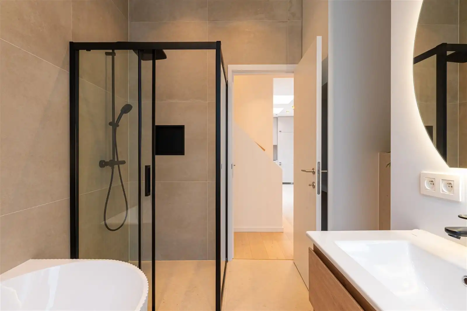 Luxueus gerenoveerde woning in centrum Gent foto 10